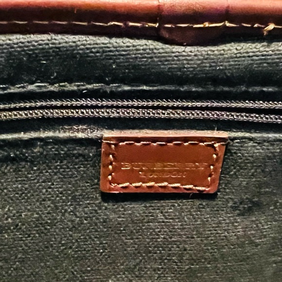 Vintage Burberry Haymaker Buckle Flap Coated Canvas Bag - Picture 9 of 11